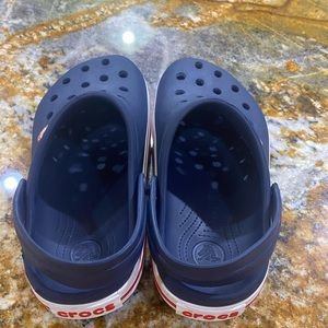 Navy blue kids crocs 3.0